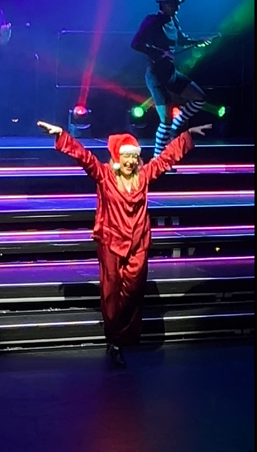 Sarah on stage at Dynamotion