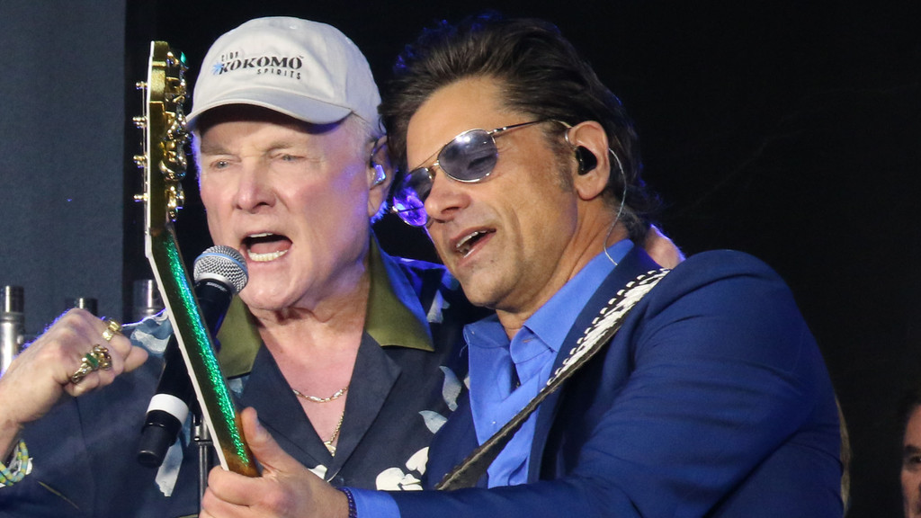John Stamos says Beach Boys' Mike Love faces serious health challenges