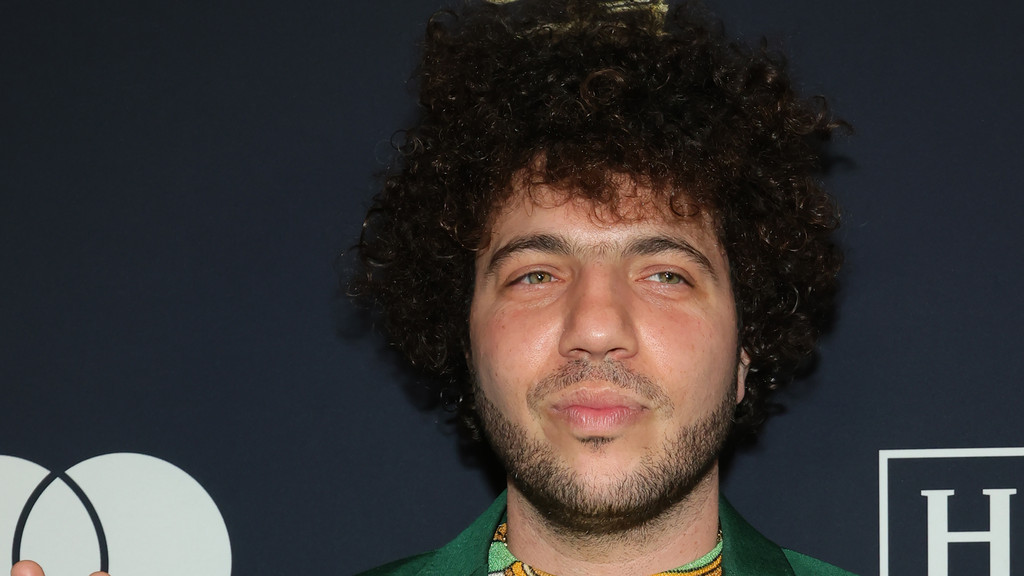 Ed Sheeran and Benny Blanco enjoy being examples of 'normal dudes'