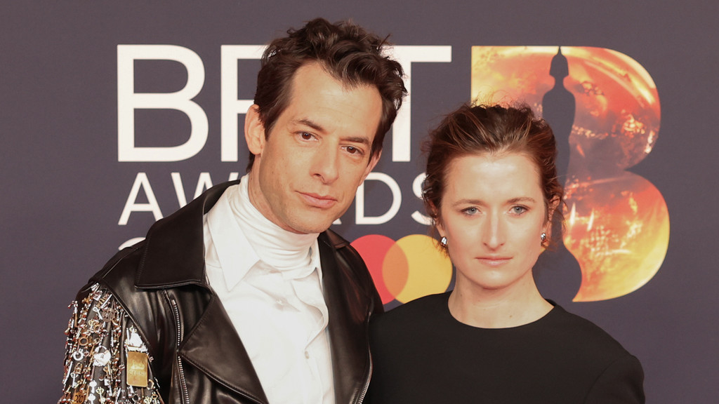 Mark Ronson recognises 20th anniversary of meeting Amy Winehouse in BRITs speech