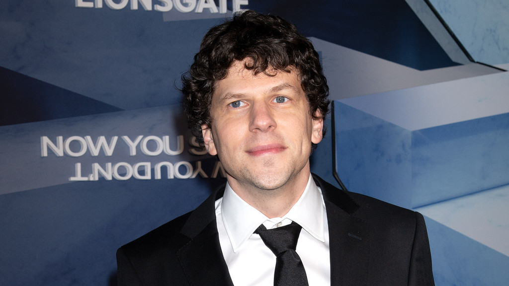 Jesse Eisenberg slams wellness trends as 'narcissism masquerading as health'