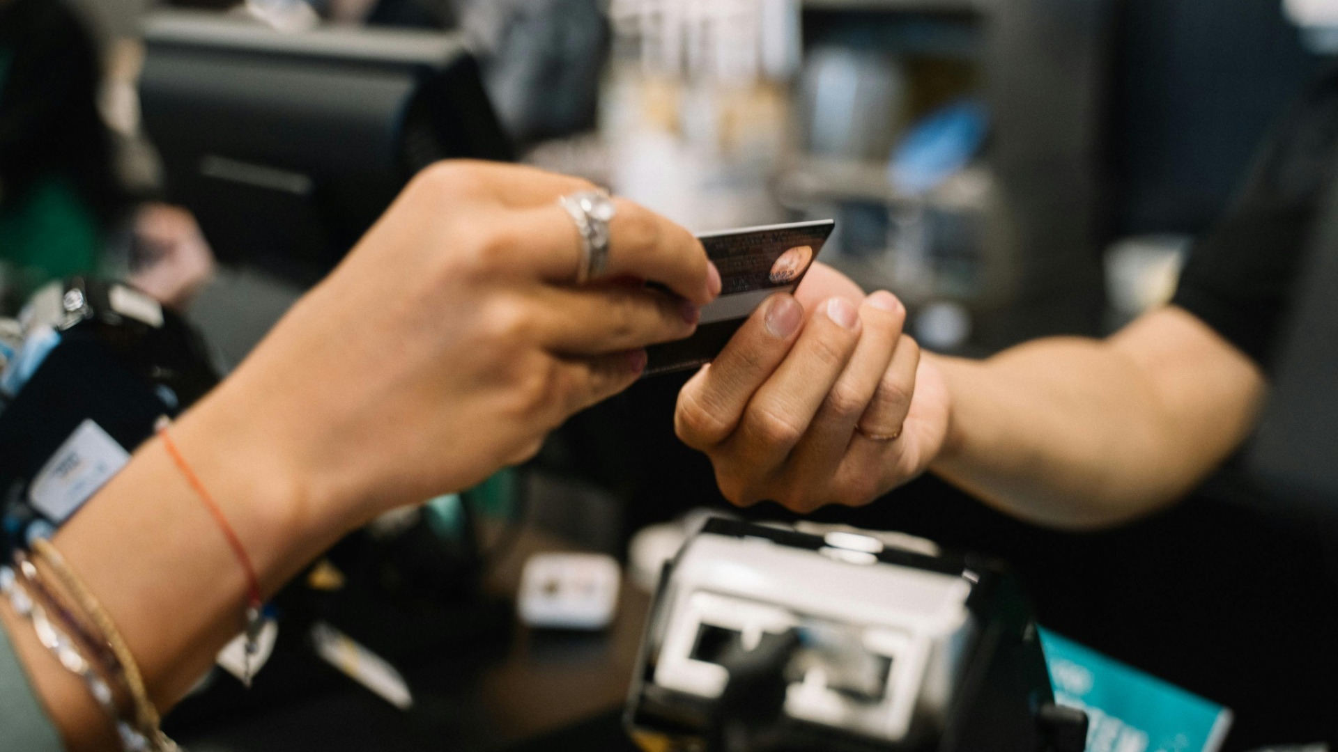 Questions loom as gift card rules kick in