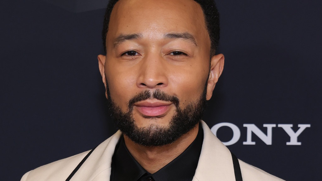John Legend parts ways with manager