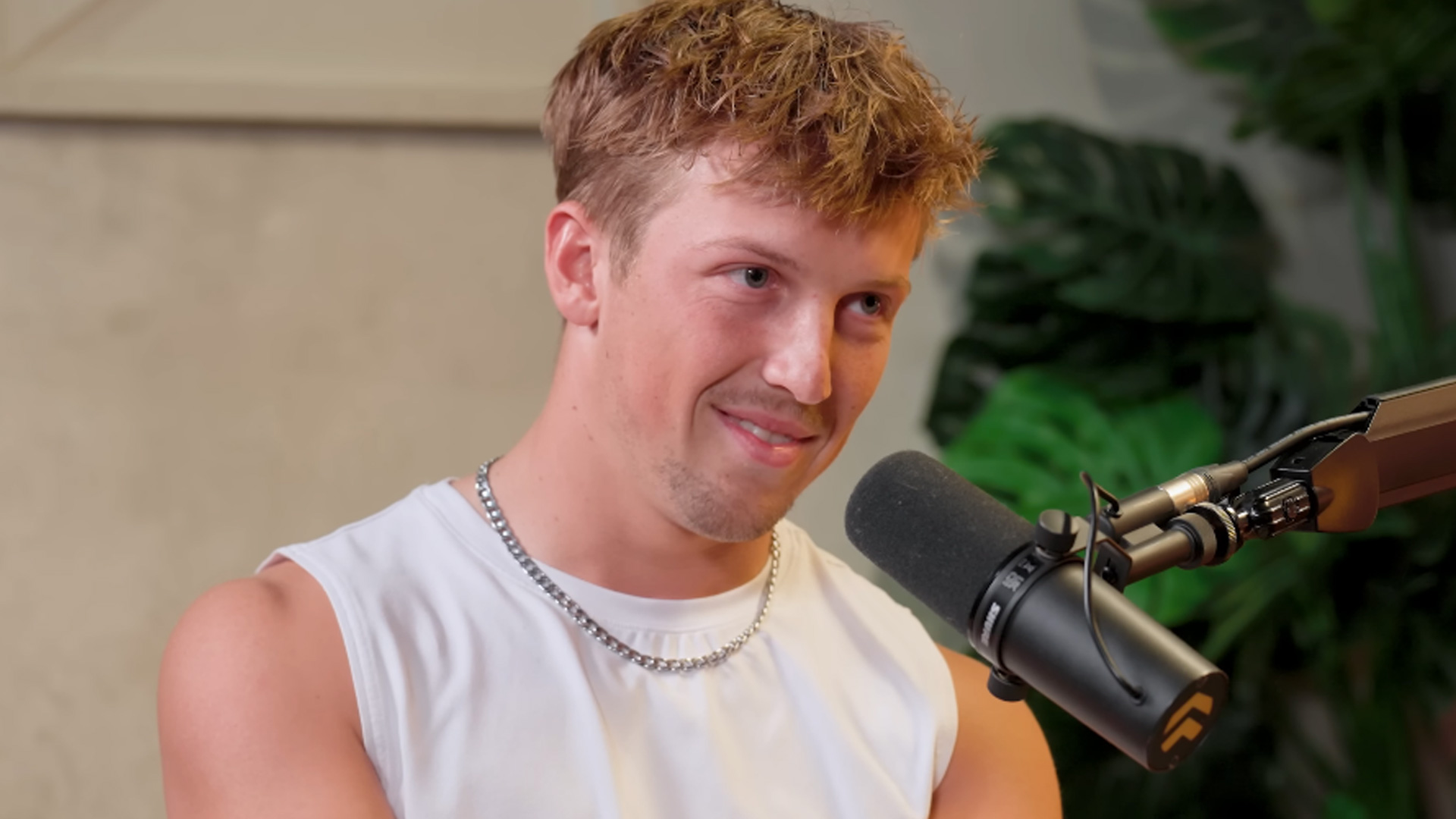 WATCH: Liam Lawson emotionally reveals his family's sacrifice for F1 journey