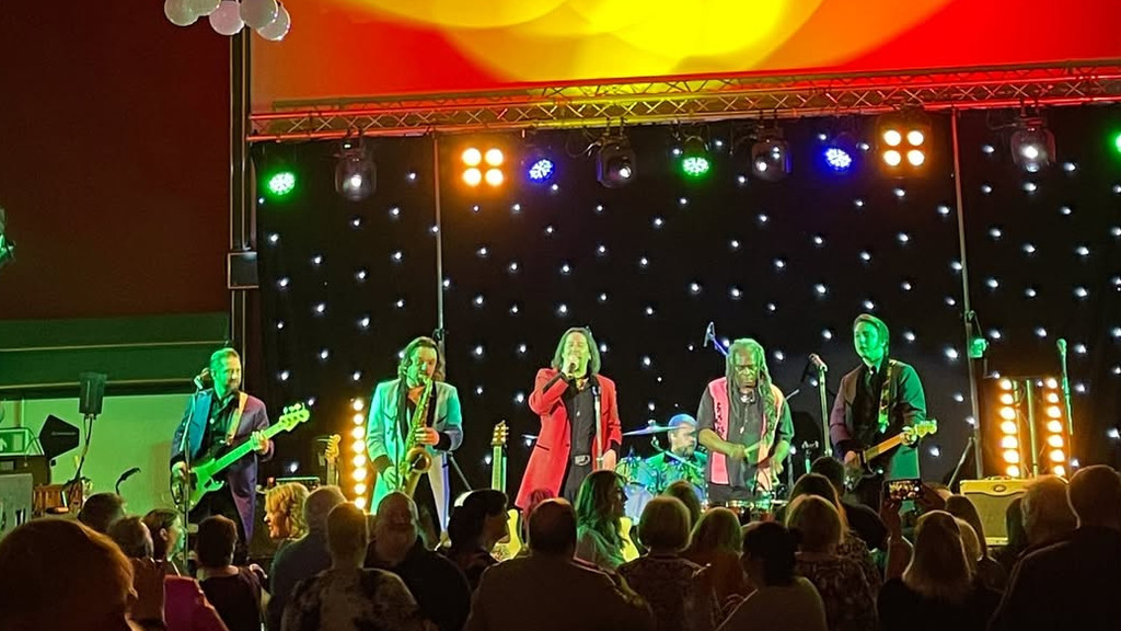 Showaddywaddy cofounder Trevor Oakes dead at 79