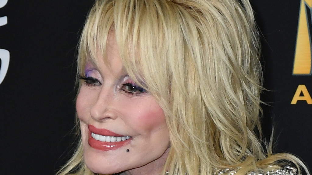 Dolly Parton cancels Las Vegas residency