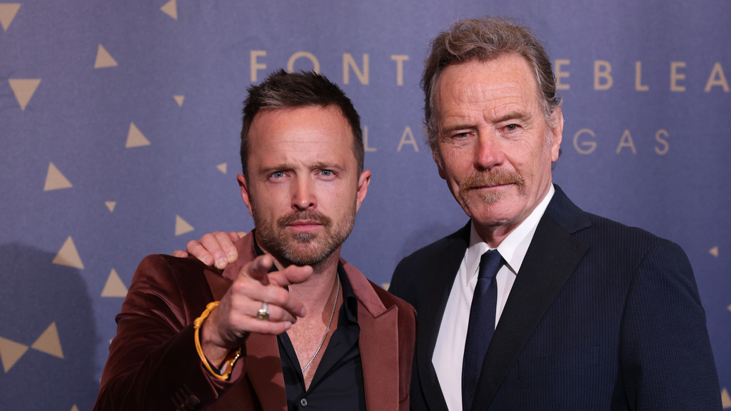 Bryan Cranston and Aaron Paul reunite for Australian tour