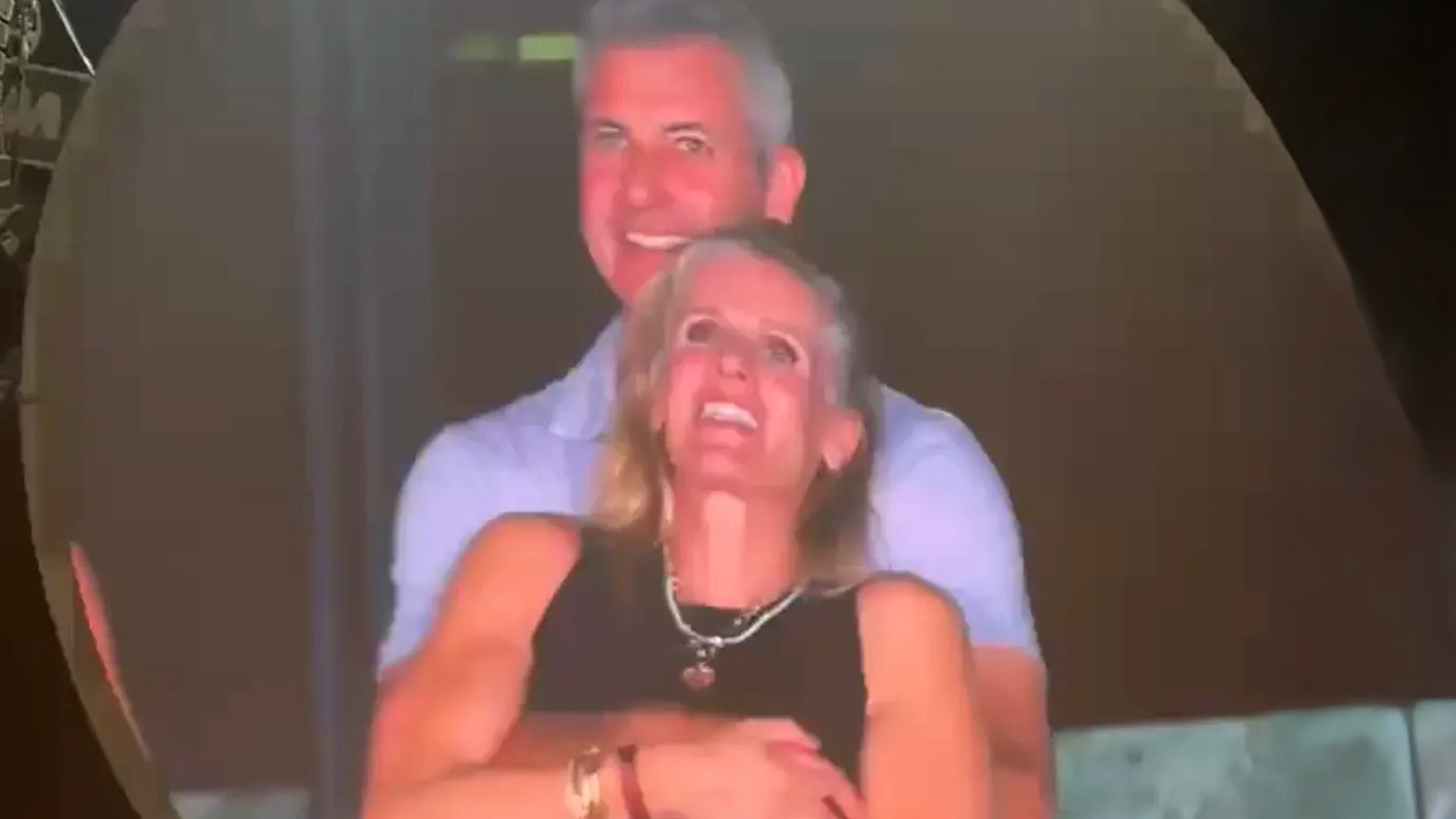 'Unemployable' HR manager caught with boss on Coldplay kiss cam breaks silence