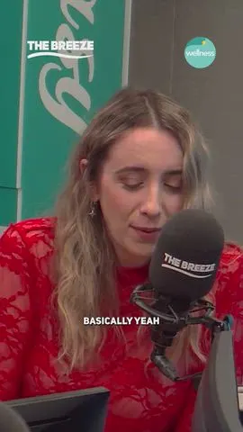 Musician Kaylee Bell chatting in The Breeze Studio