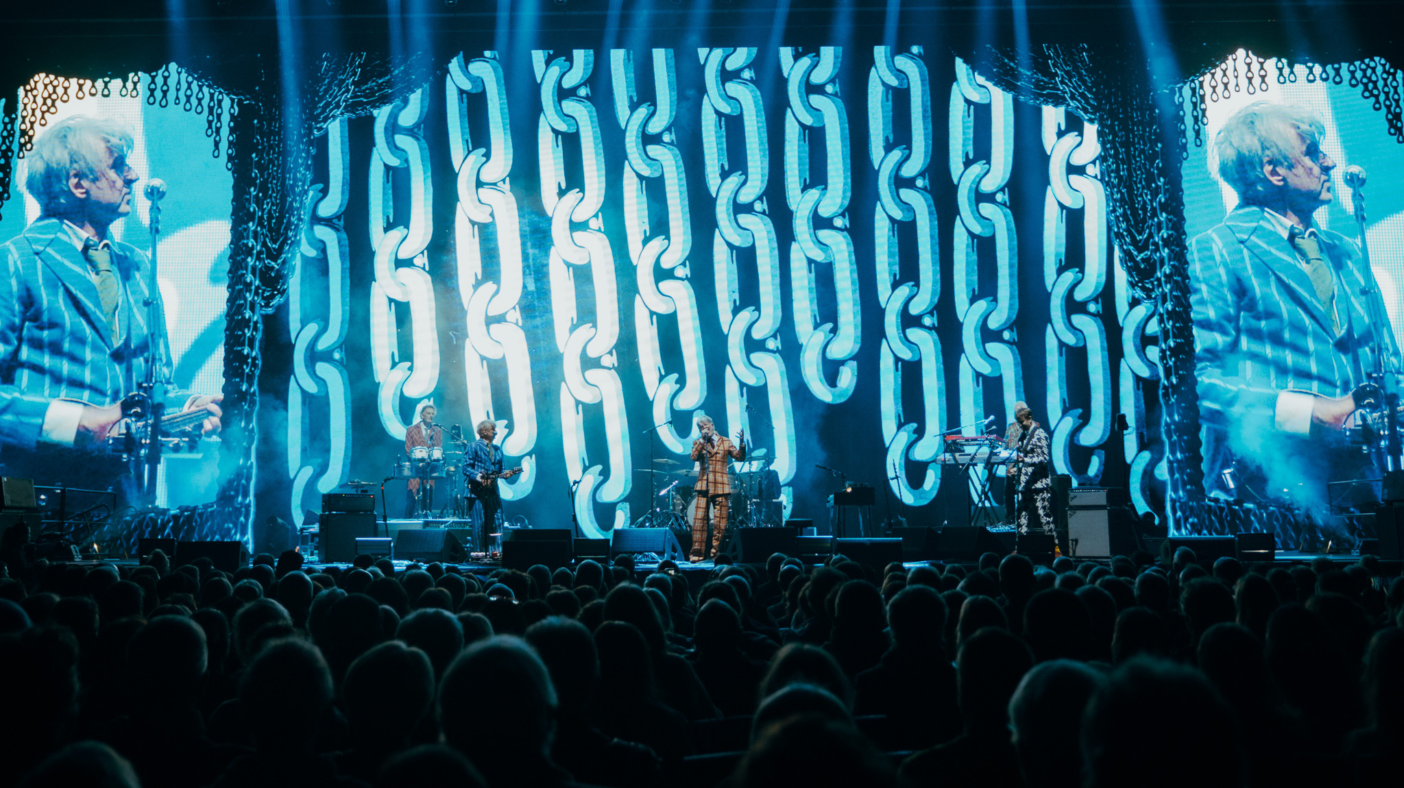Review: Split Enz Reclaim Their Crown in Tāmaki Makaurau