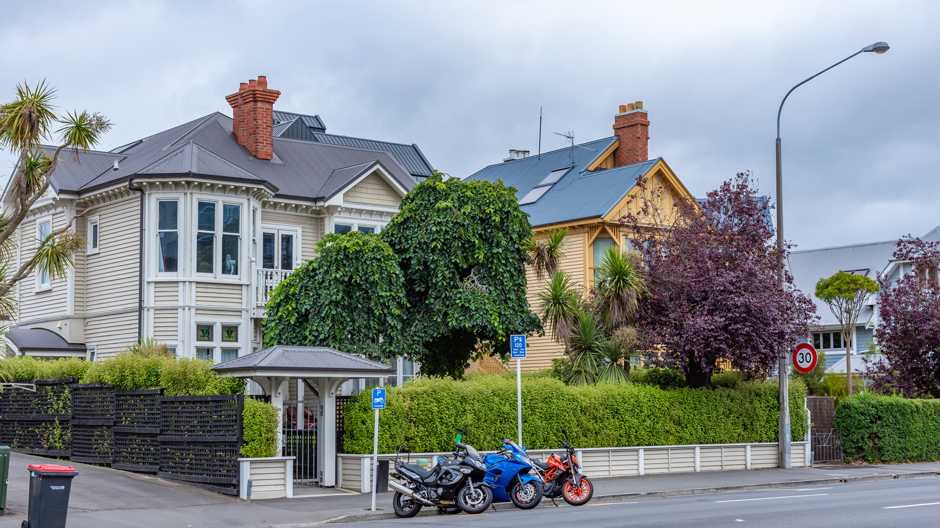 An awful smell is haunting Christchurch and residents are making a big stink 