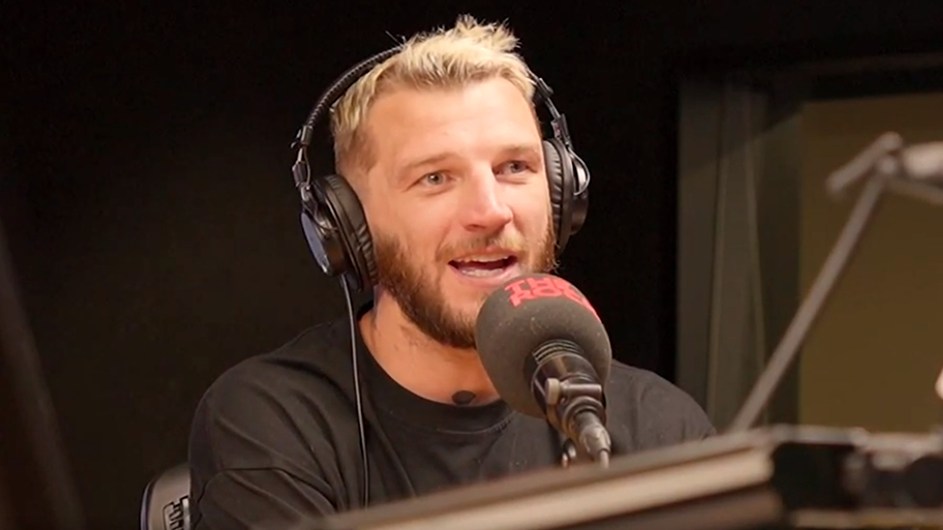 Dan Hooker breaks silence on 'side chick' allegations and X-rated pic