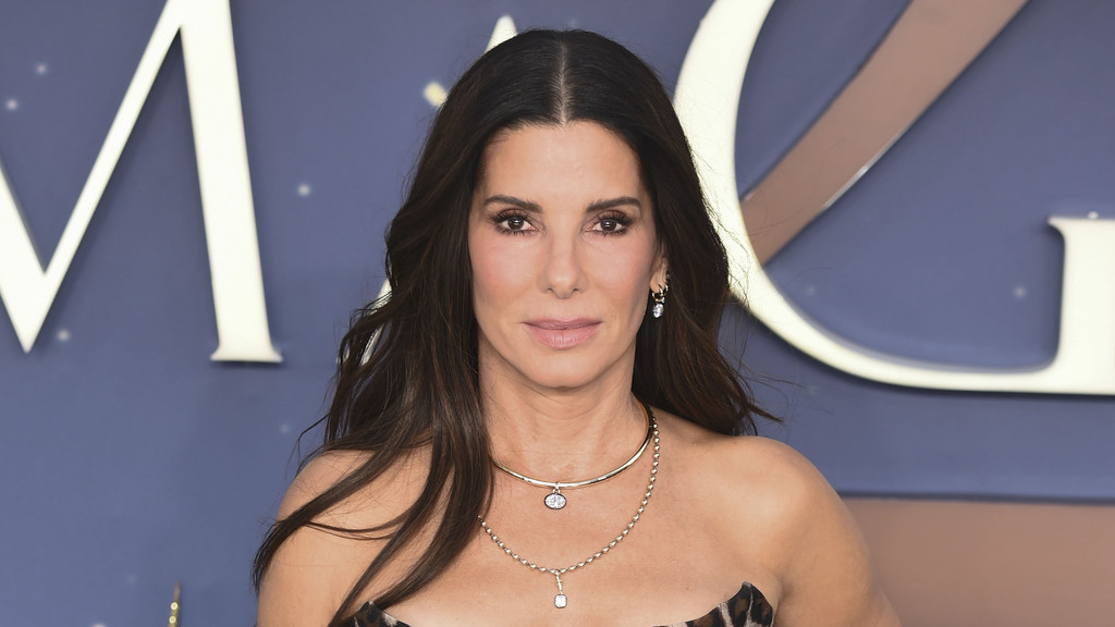 Sandra Bullock believes she 'doesn't belong' on red carpet
