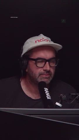 Reacting to Fred Again b2b Thomas Bangalter