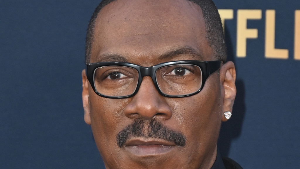 Eddie Murphy receives AFI Lifetime Achievement award