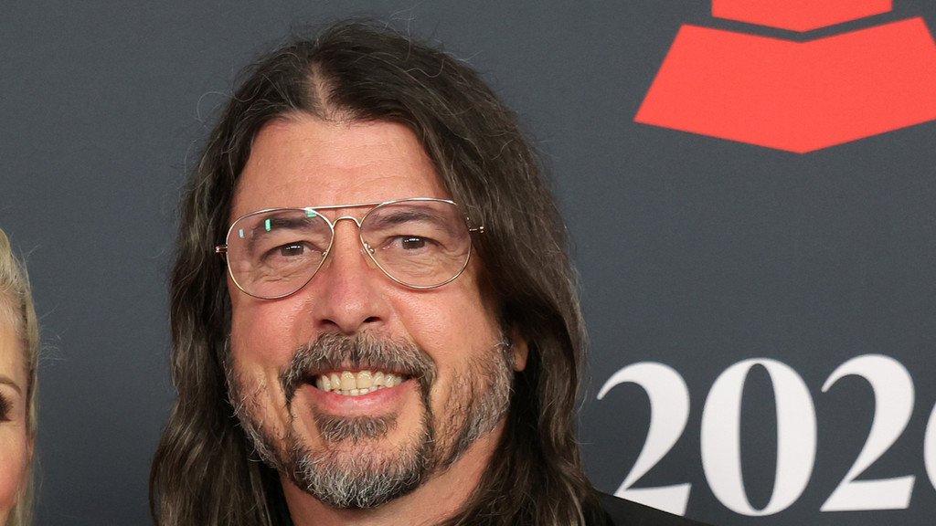 Dave Grohl says he was mortified after drinking actor's $20,000 wine