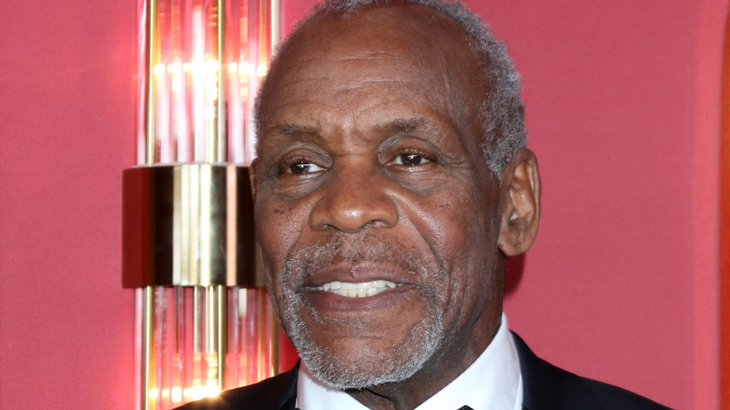 Danny Glover reveals Alzheimer's disease diagnosis