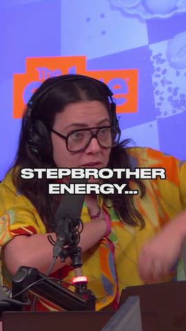 Does Clint give stepbrother energy? 