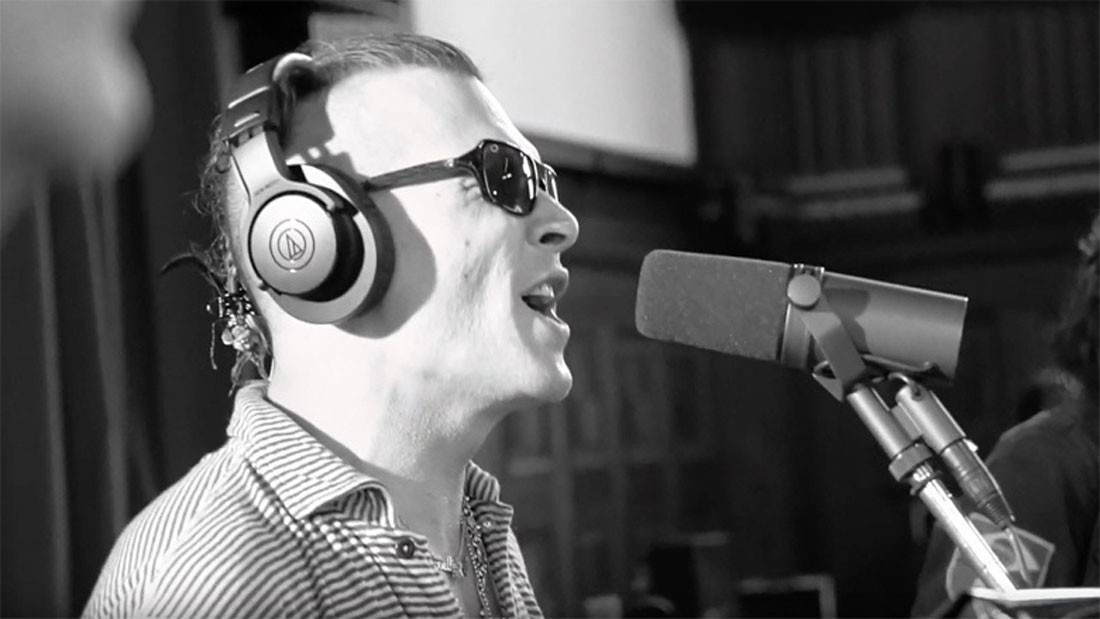 Listen to Johnny Depp and Hollywood Vampires cover David Bowie's