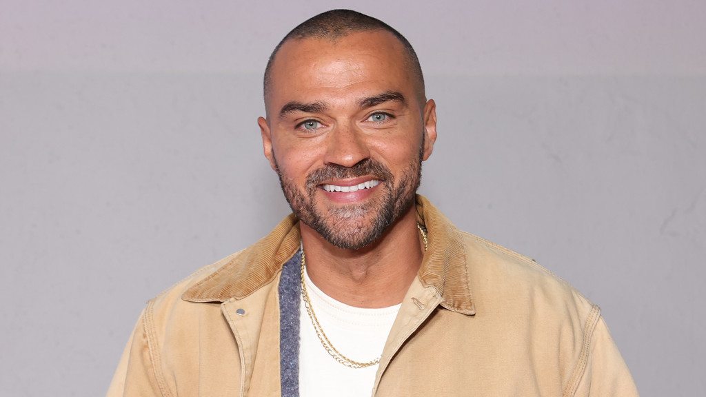 Jesse Williams and wife Alejandra Onieva expecting baby