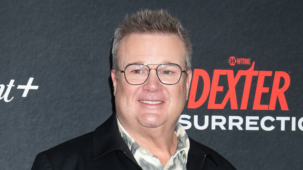 Eric Stonestreet defends Taylor Swift and Travis Kelce's choice of wedding venue