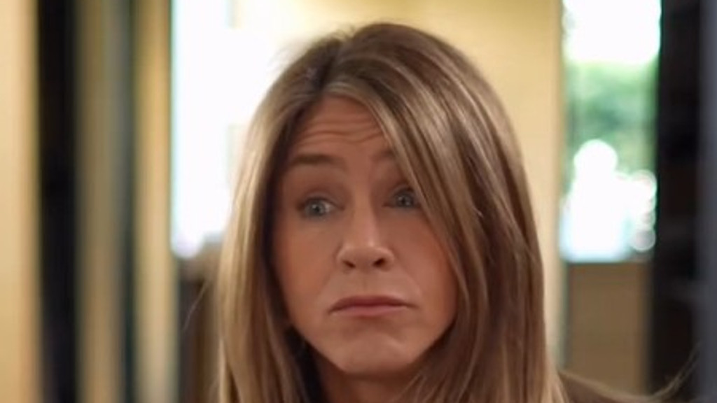 Jennifer Aniston styles Jason Bateman's hair in hilarious video