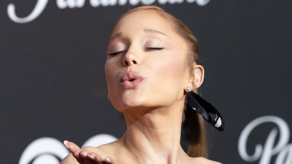 Ariana Grande's Petal hits No. 1 amid public scrutiny over her appearance