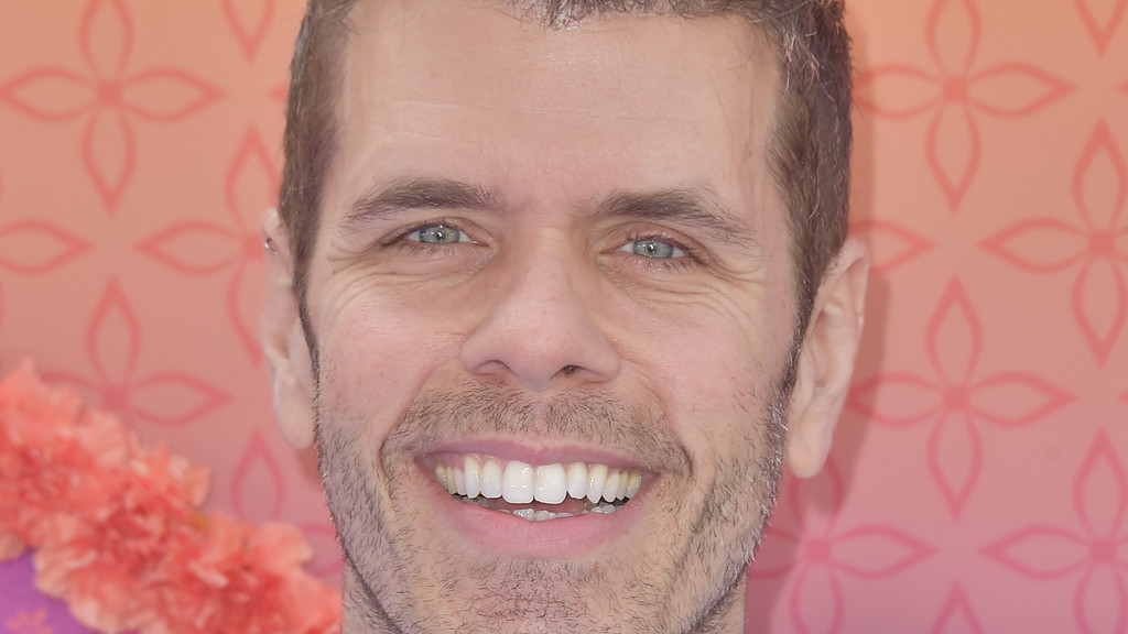Perez Hilton was feeling 'overwhelmed' weeks before hospitalisation