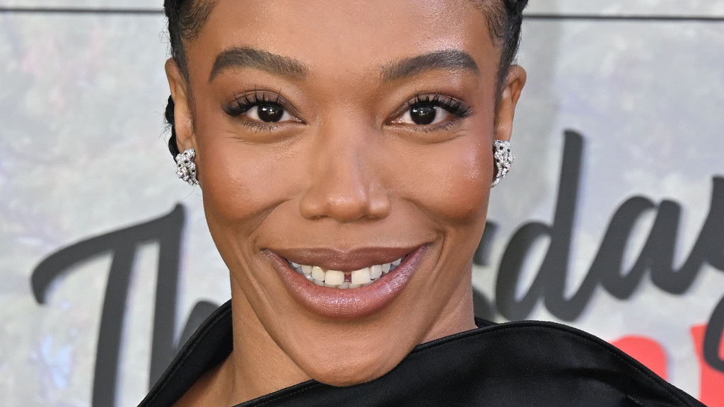 Naomi Ackie reveals trolls send her 'mean' comments about her teeth