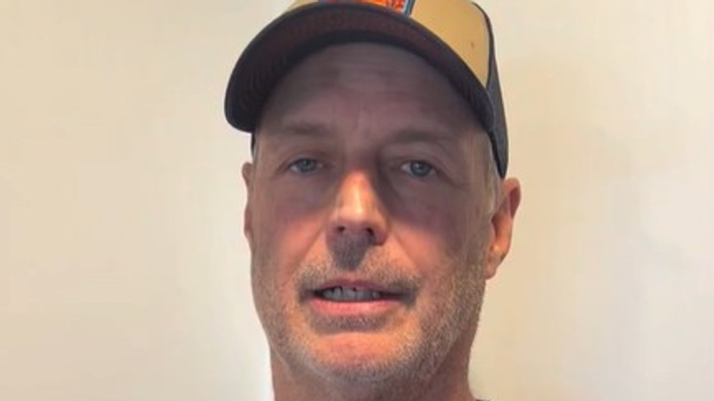 Savannah Guthrie’s brother urges suspected kidnappers to contact family