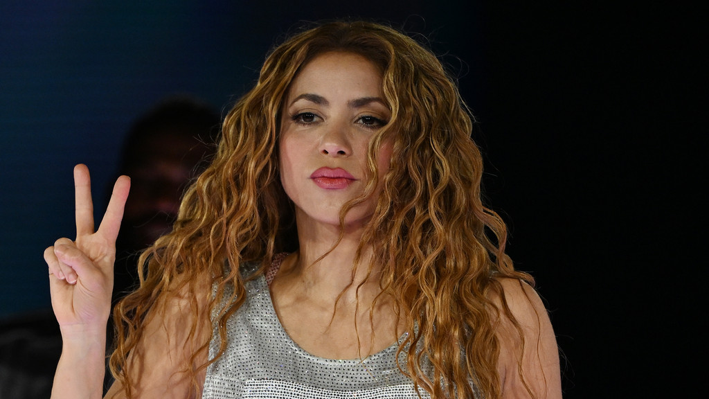 Shakira crew member killed while setting up stage for Brazil concert