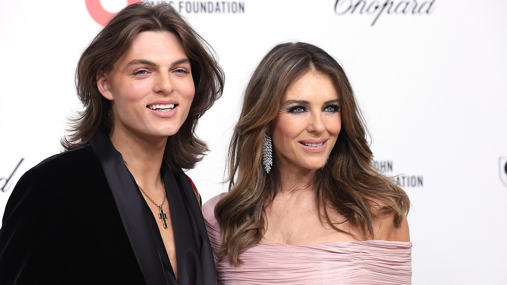 Elizabeth Hurley weeps in court over phone tapping claims