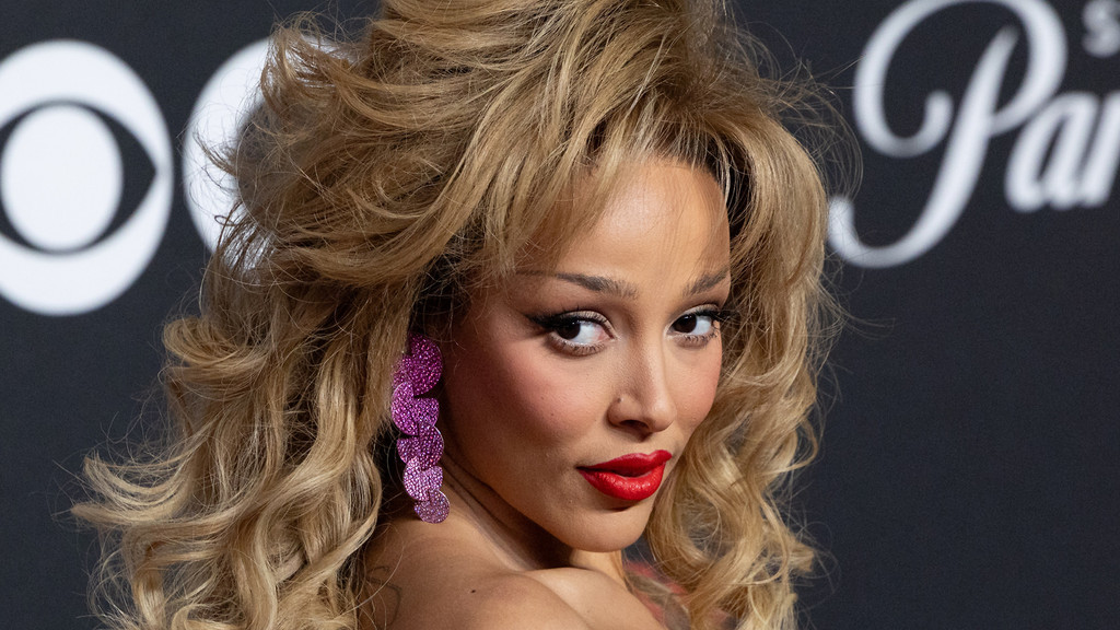 Doja Cat 'absolutely crushed' by cancellation of Primavera Sound set