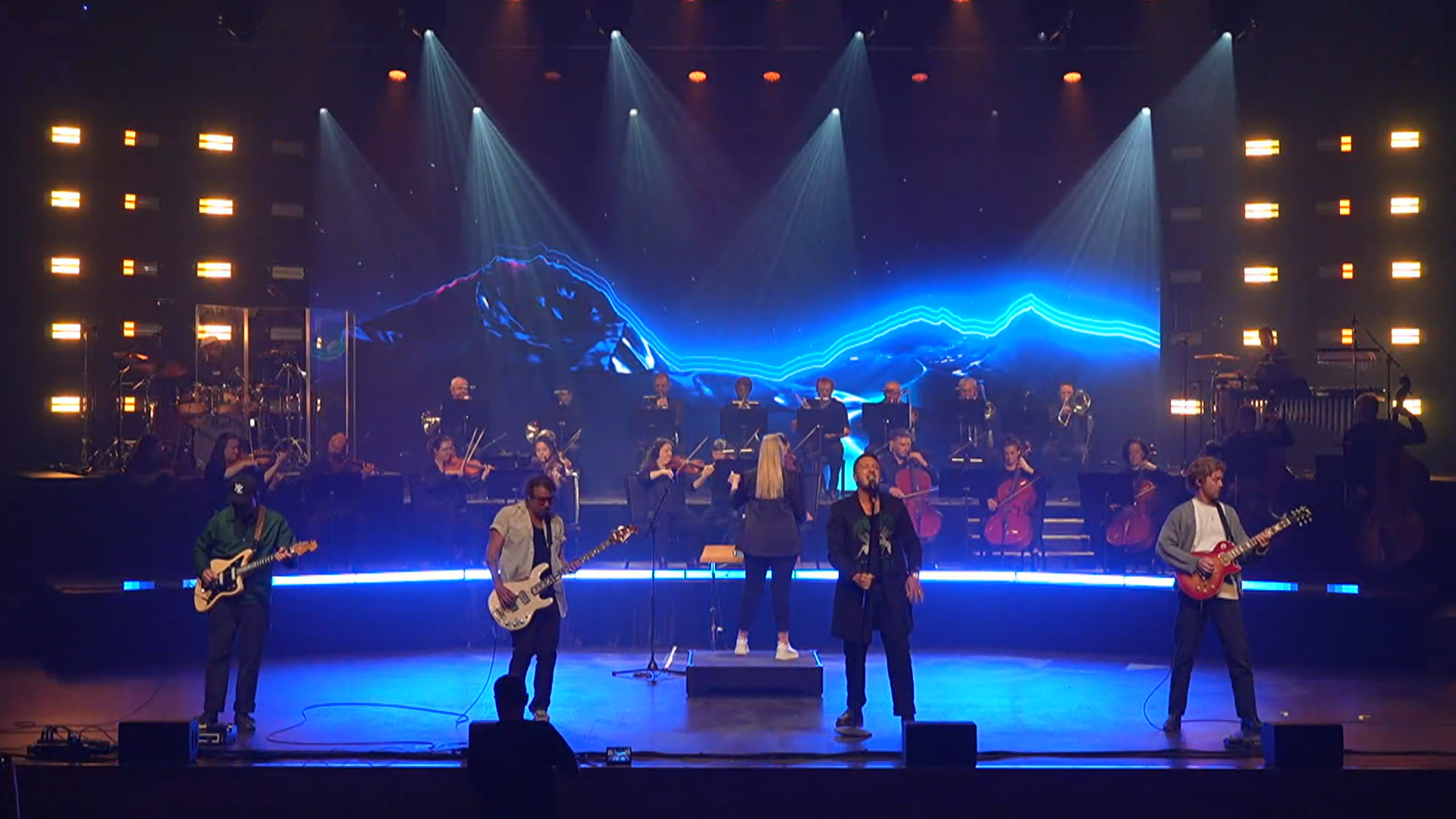 Six60 performing a showcase live with Synthony