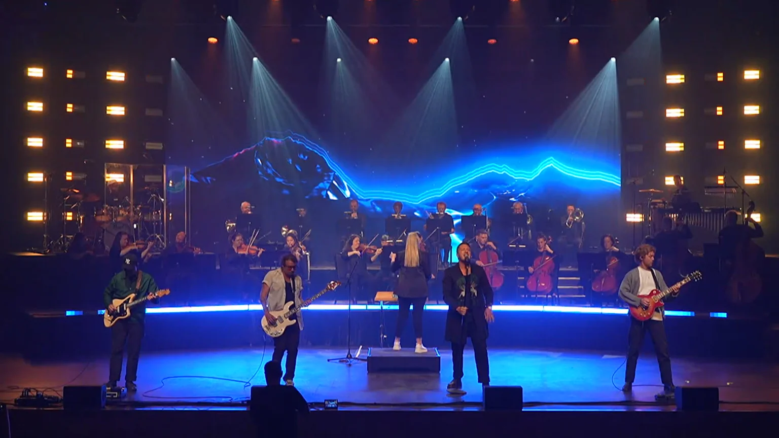 Six60 performing a showcase live with Synthony