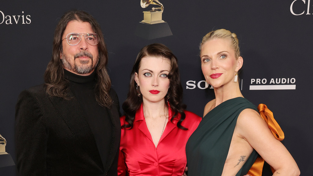 Dave Grohl had 'no idea' daughter Violet Grohl had signed record deal