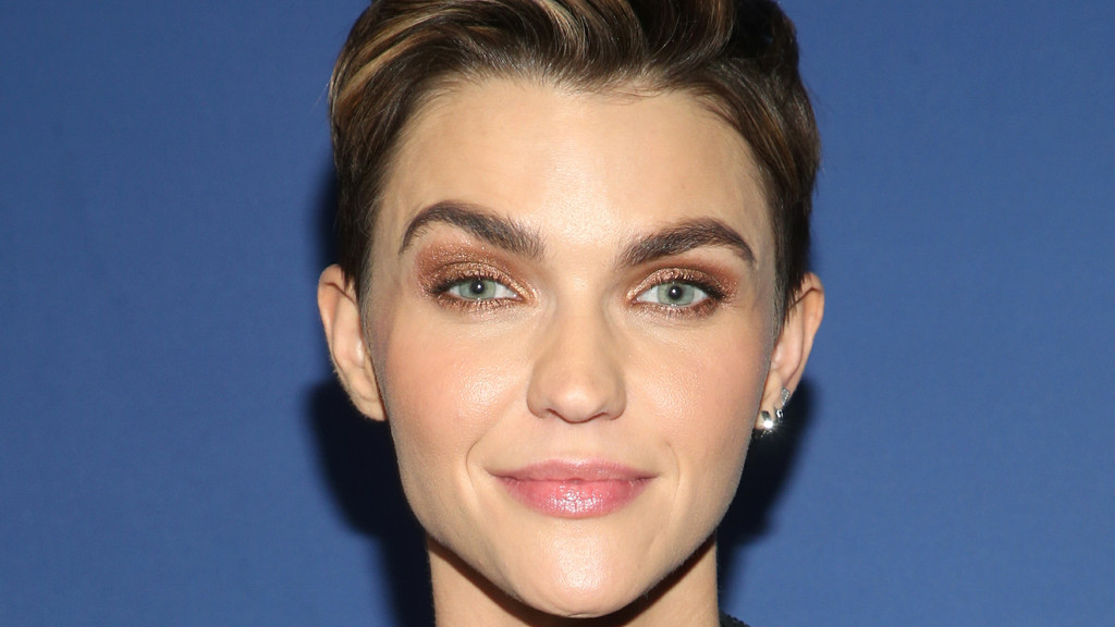 Ruby Rose hospitalised after breaking multiple ribs in pool accident