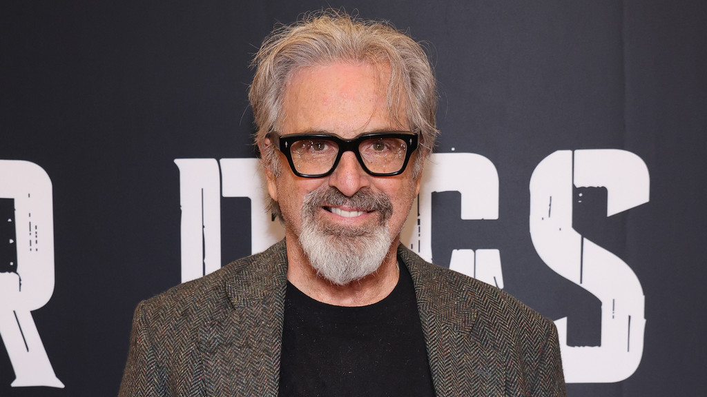 Actor Robert Carradine dies