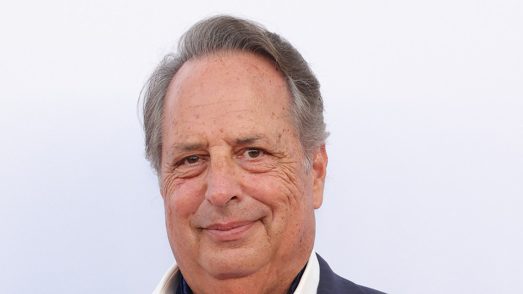 Jon Lovitz shrugs off Crystal Hefner's Playboy Mansion 'lurker' claim