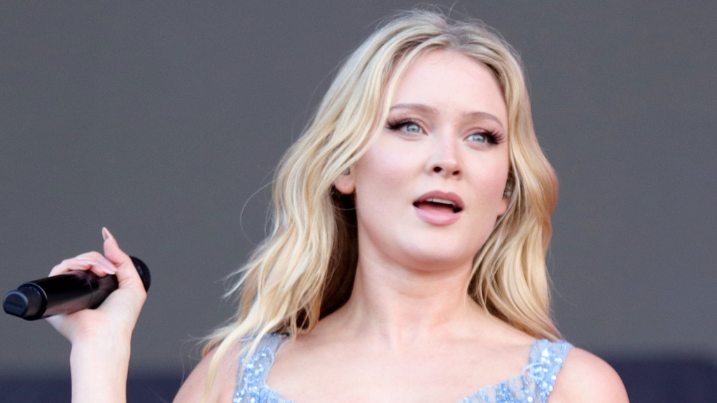 Zara Larsson begs Wikipedia editors to use 'nice' photo on her page