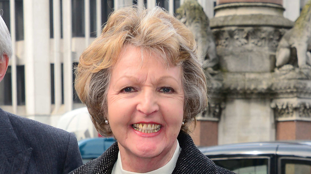 Dame Penelope Keith dies aged 86