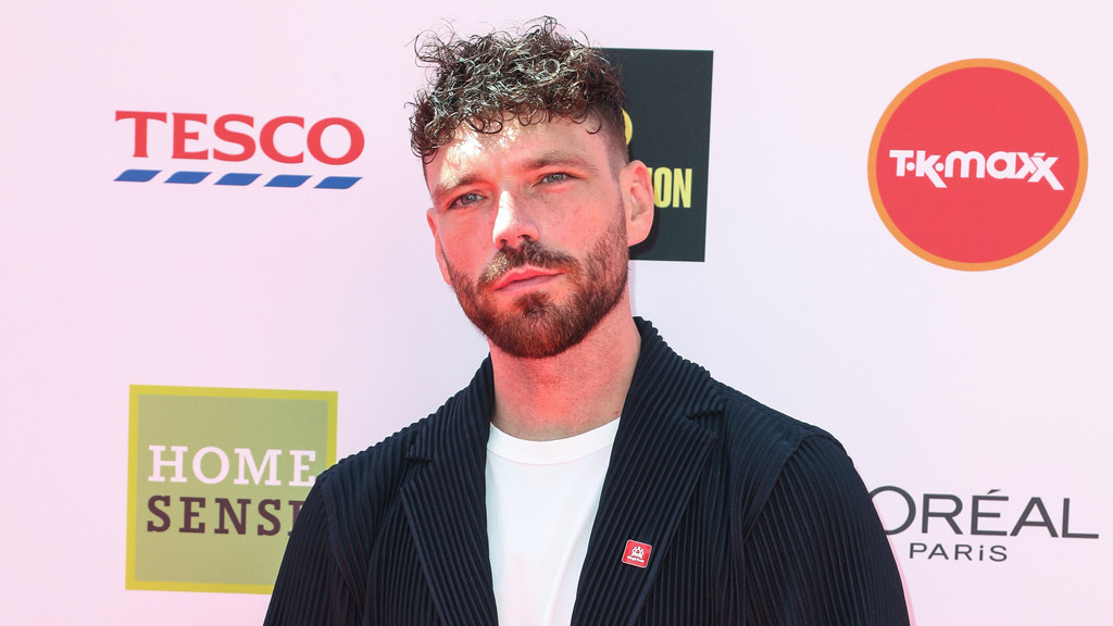 James Bond hopeful James Nelson-Joyce splits from soap star girlfriend - report