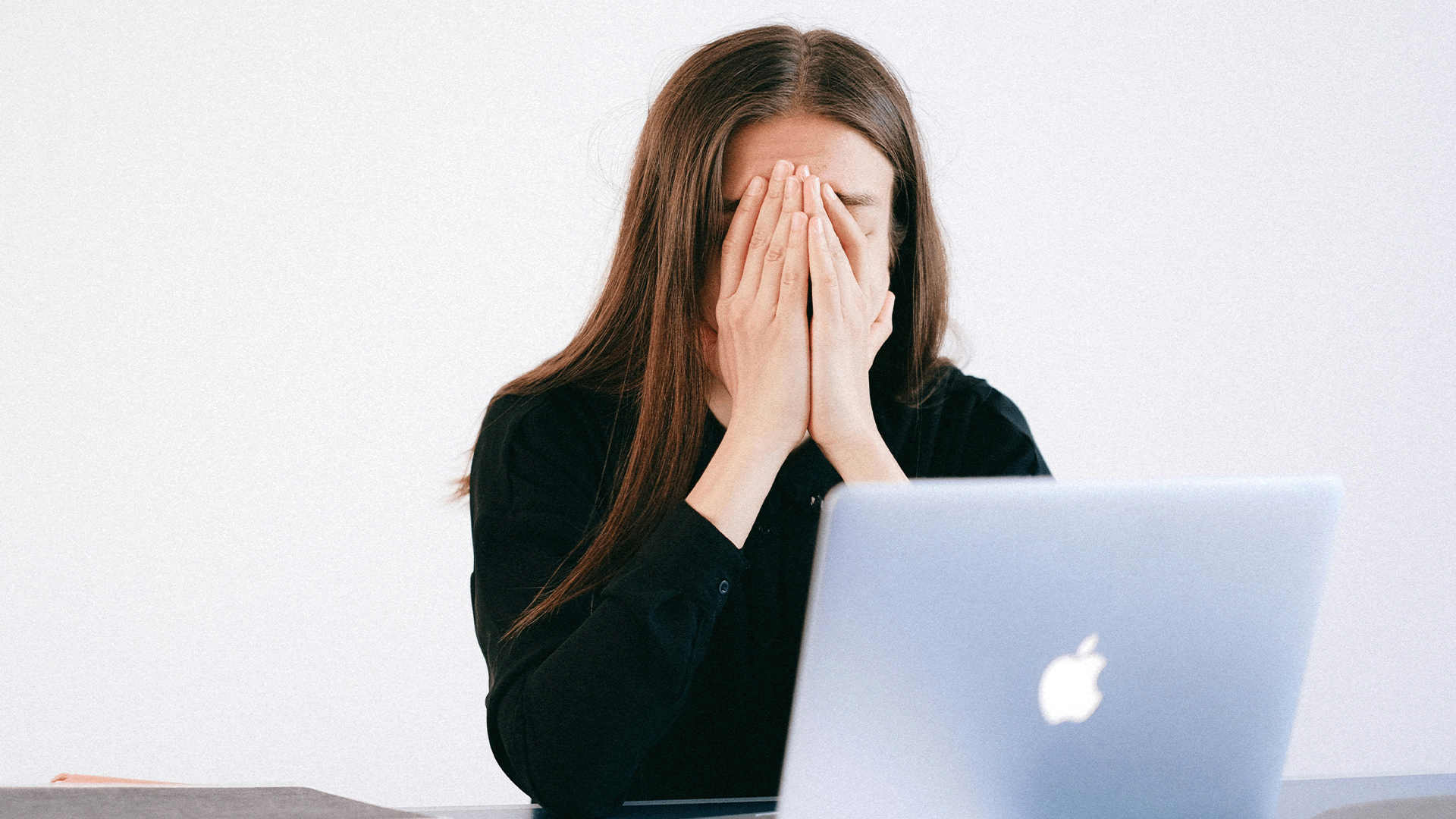 Kiwis react to returning to the office after holidays