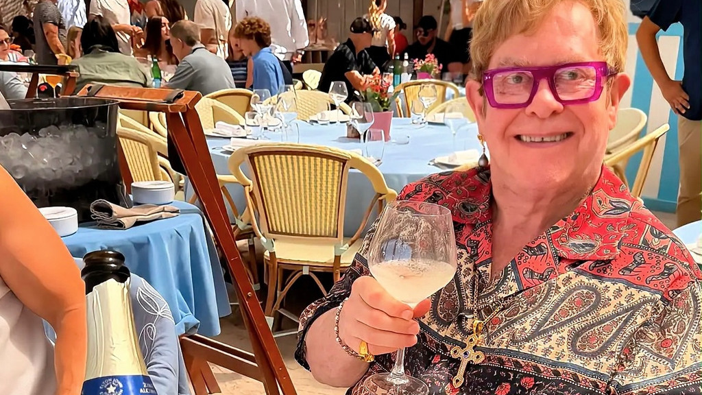 Elton John celebrates 36 years of sobriety