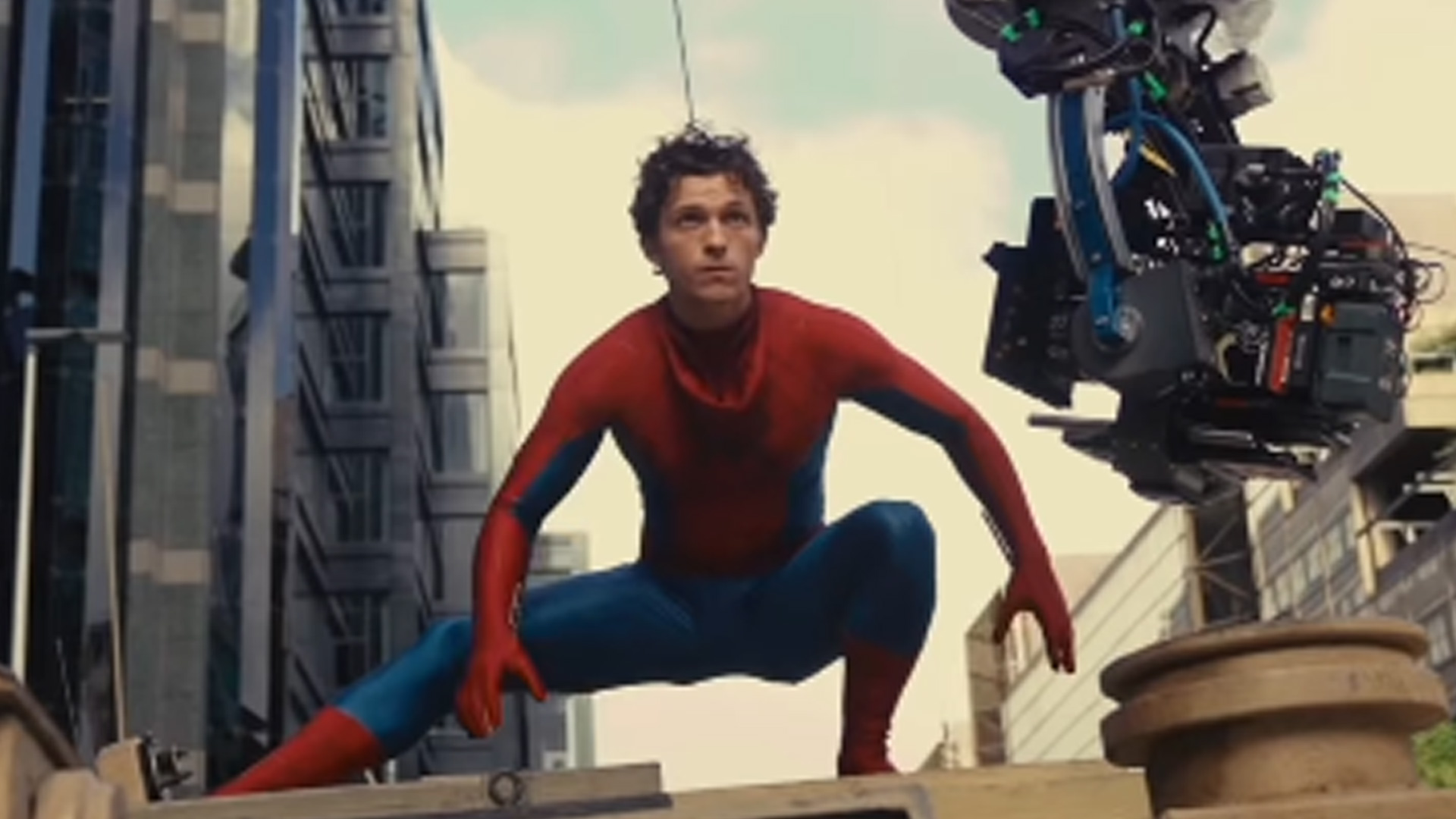 Tom Holland in Spiderman suit filming 'Spiderman: Brand New Day'