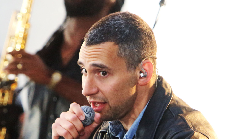 Jack Antonoff breaks silence on Margaret Qualley split during concert