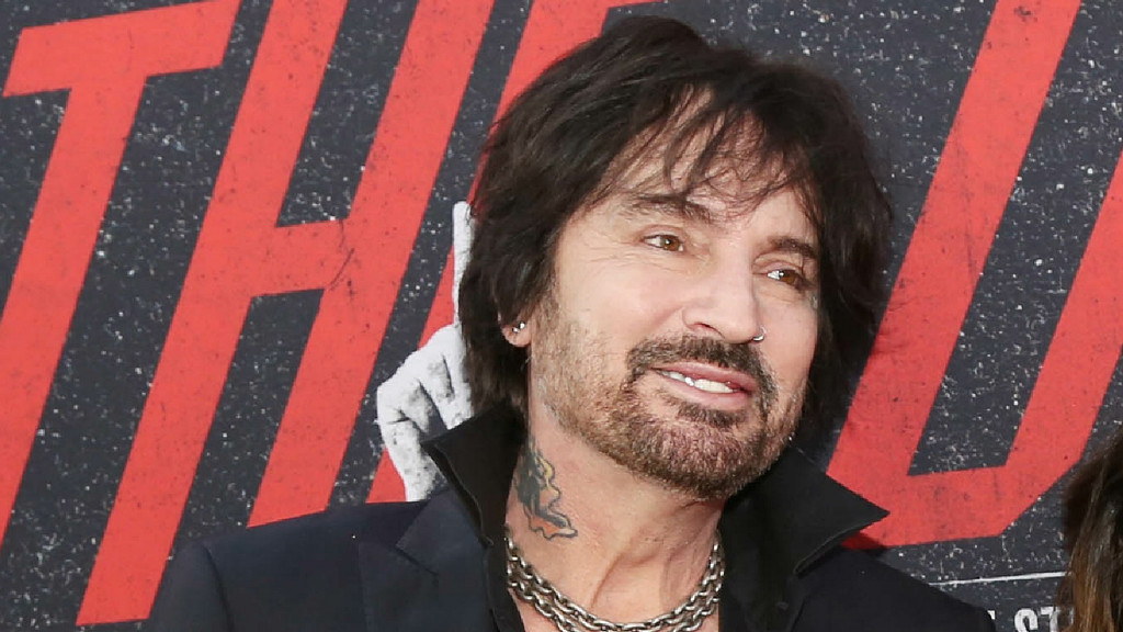 Tommy Lee recalls hitting rock bottom after injecting whiskey into his veins