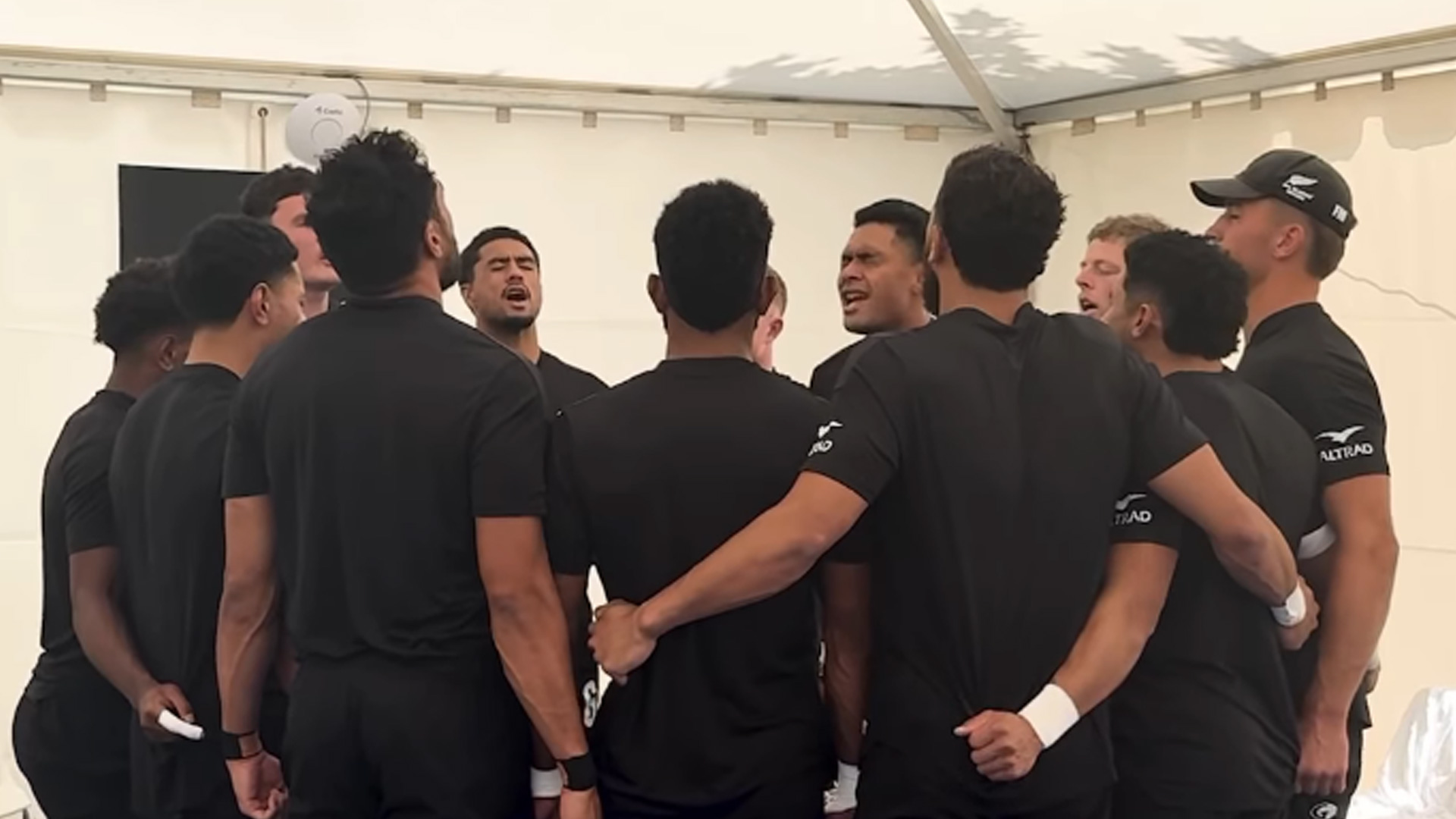 WATCH: All Blacks Sevens show off extra talent in 'powerful' pre-game tradition