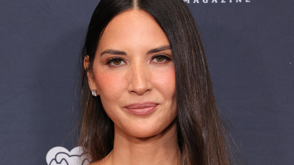 Olivia Munn recalls facing 'possibility of death' amid breast cancer battle
