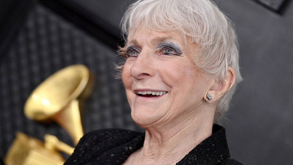 Judy Collins announces farewell tour